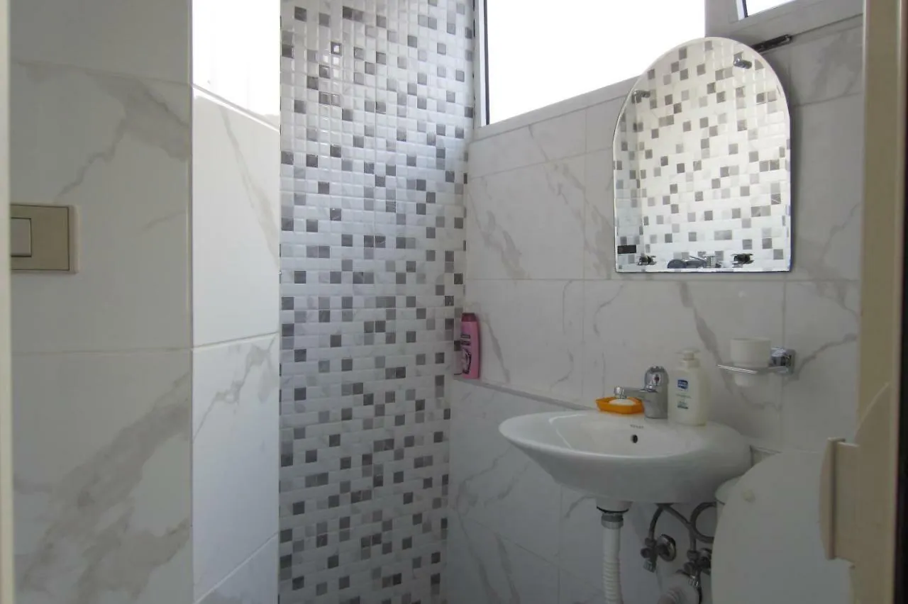 Apartment Salku Serviced Rooms Tirana Albania
